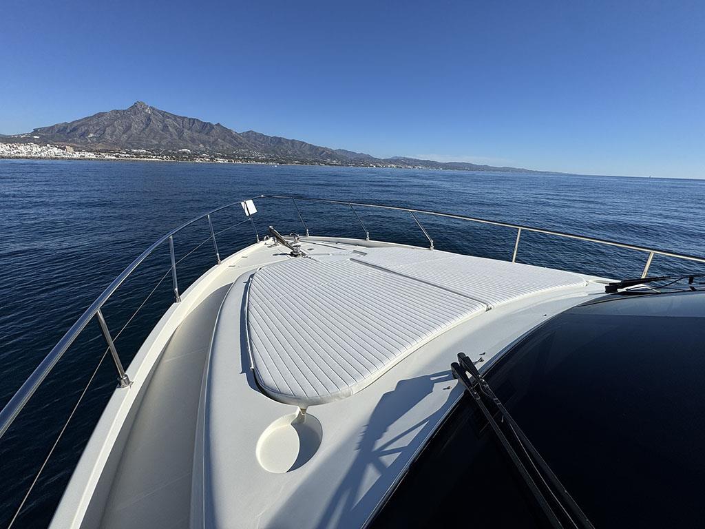 1999 FERRETTI YACHTS 53 